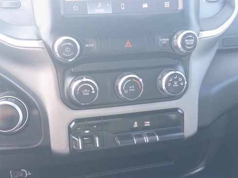 Used 2024 RAM 2500 Big Horn image 29