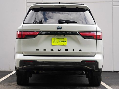 Used 2023 Toyota Sequoia Platinum AWD/4WD image 11