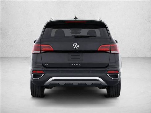 Used 2022 Volkswagen Taos SE w/ IQ.Drive SE Package FWD image 6