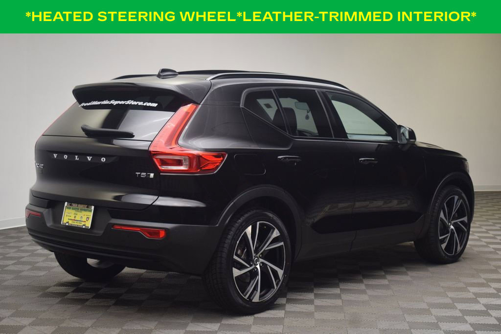 Used 2021 Volvo XC40 T5 R-Design w/ Climate Package AWD/4WD image 5