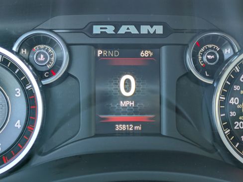 Used 2022 RAM 2500 Tradesman image 23