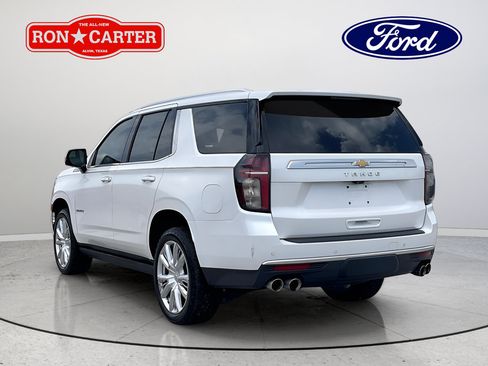 Used 2021 Chevrolet Tahoe High Country w/ Premium Package RWD image 4
