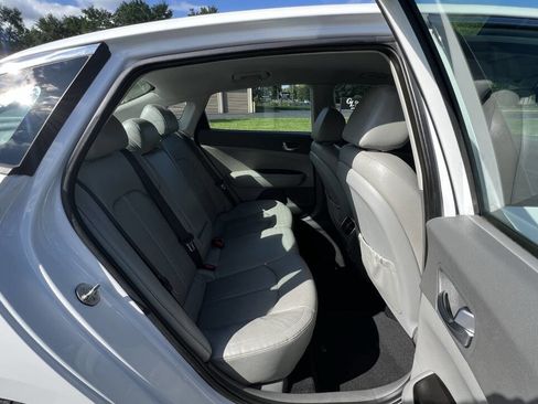 Used 2016 Kia Optima EX image 27