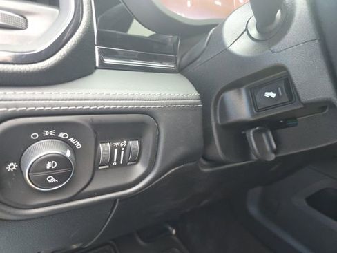 New 2026 RAM 3500 Limited AWD/4WD image 22