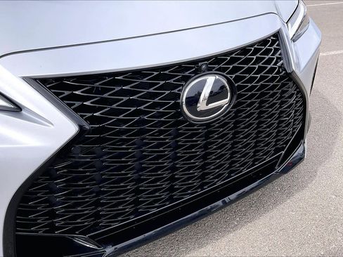 Used 2025 Lexus IS 350 F Sport w/ Navigation Package image 28