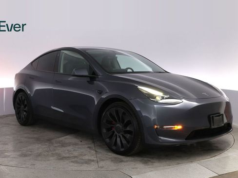 Used 2022 Tesla Model Y Performance image 13