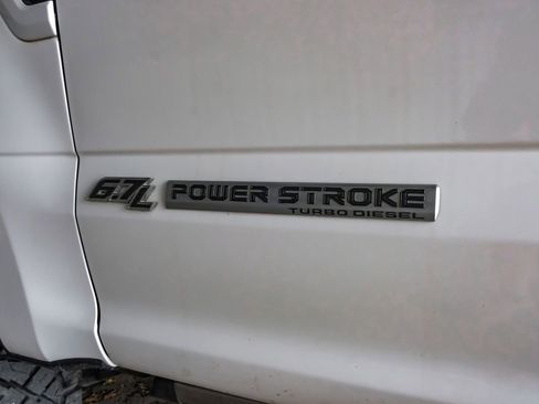 Used 2019 Ford F250 Platinum w/ Platinum Ultimate Package image 52