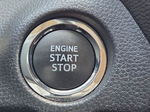 Used 2023 Toyota RAV4 XLE Premium AWD/4WD image 28