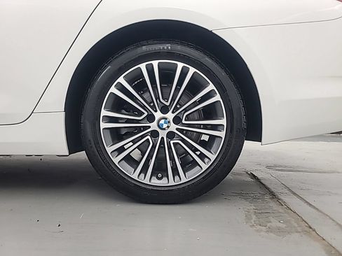 Used 2020 BMW 530i RWD image 10