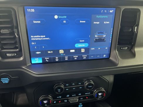 New 2025 Ford Bronco Badlands AWD/4WD image 17