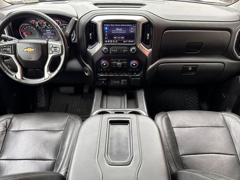 Used 2019 Chevrolet Silverado 1500 LTZ w/ LTZ Convenience Package image 4