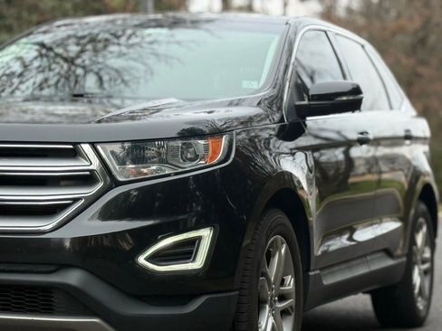 Used 2015 Ford Edge Titanium image 1