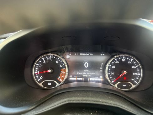 Used 2022 Jeep Renegade Limited w/ Sun, Sound & Wheels Group image 18