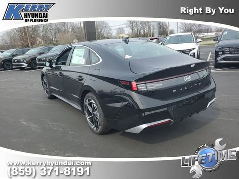 New 2026 Hyundai Sonata SEL image 3