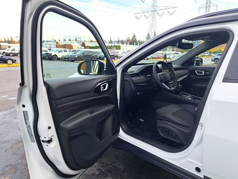 New 2026 Jeep Compass Trailhawk image 11