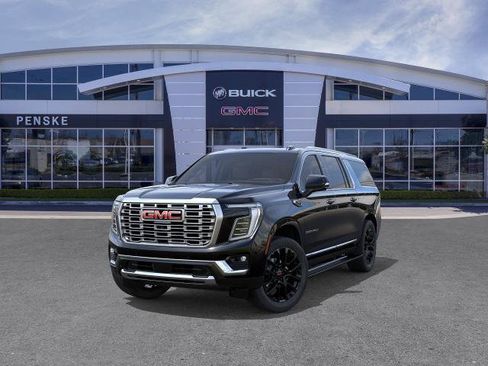 New 2026 GMC Yukon XL Denali w/ Denali Reserve Package AWD/4WD image 8
