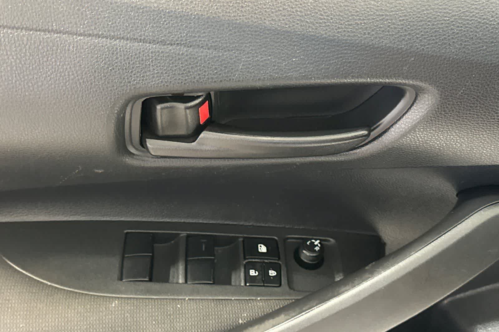 Used 2025 Toyota Corolla LE FWD image 21