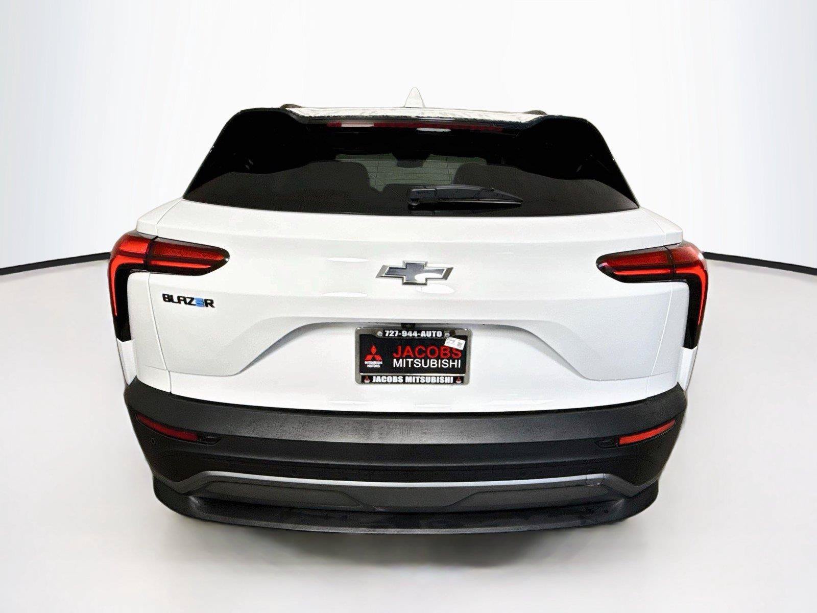 Used 2026 Chevrolet Blazer EV LT FWD image 5