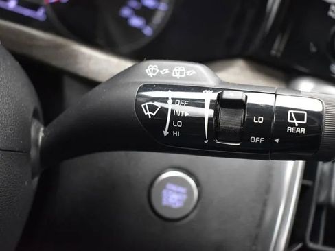 Used 2022 Kia Sorento S image 26