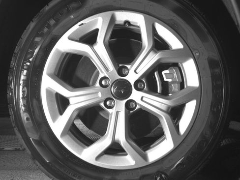 Used 2025 Jeep Compass Latitude AWD/4WD image 13