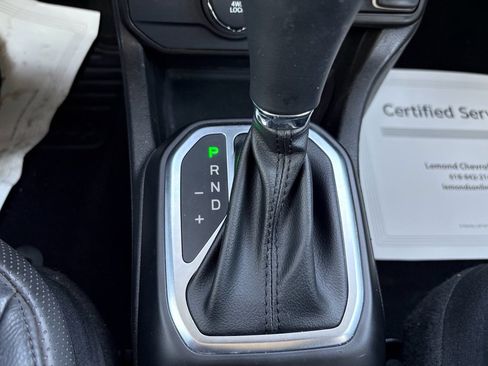 Used 2023 Jeep Renegade Limited image 15