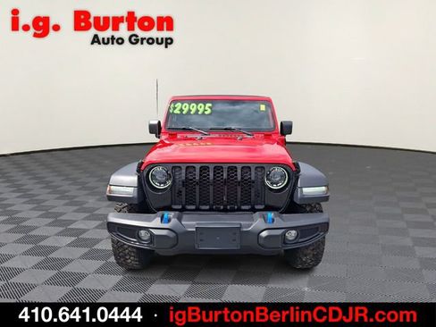 Used 2023 Jeep Wrangler Unlimited AWD/4WD image 2