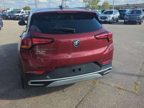 Used 2023 Buick Encore GX Preferred w/ Cold Weather Comfort Package FWD image 5