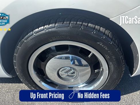 Used 2012 Volkswagen Beetle 2.5 FWD image 30