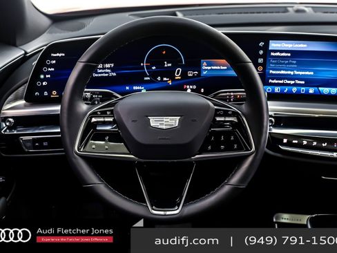 Used 2025 Cadillac Lyriq Sport image 18