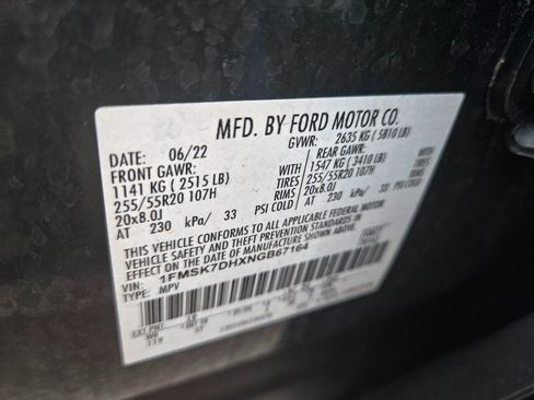 Used 2022 Ford Explorer XLT w/ Equipment Group 202A image 14