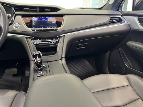 Used 2024 Cadillac XT5 Premium Luxury AWD/4WD image 35