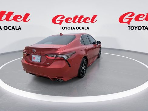 Used 2021 Toyota Camry SE image 8