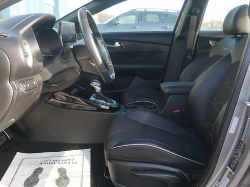 Used 2024 Kia Forte GT-Line w/ GT-Line Premium Package FWD image 34