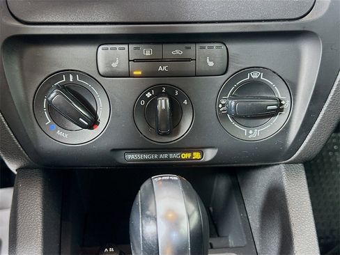 Used 2014 Volkswagen Jetta TDI image 14