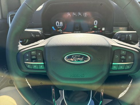 New 2025 Ford Ranger Lariat w/ FX4 Off-Road Package image 26