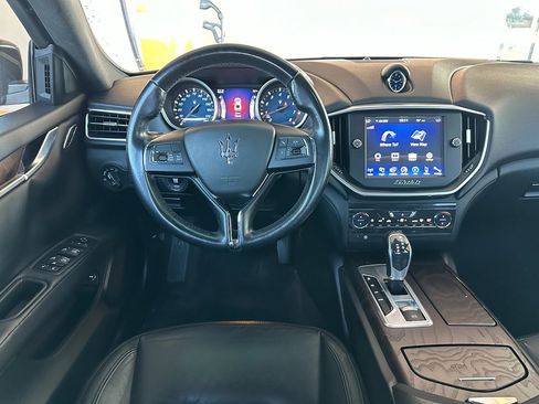 Used 2014 Maserati Ghibli image 13
