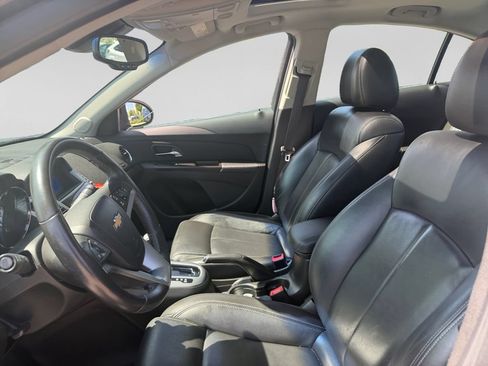 Used 2011 Chevrolet Cruze LTZ FWD image 22