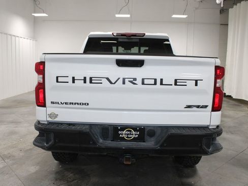 Used 2024 Chevrolet Silverado 1500 ZR2 w/ Technology Package image 8