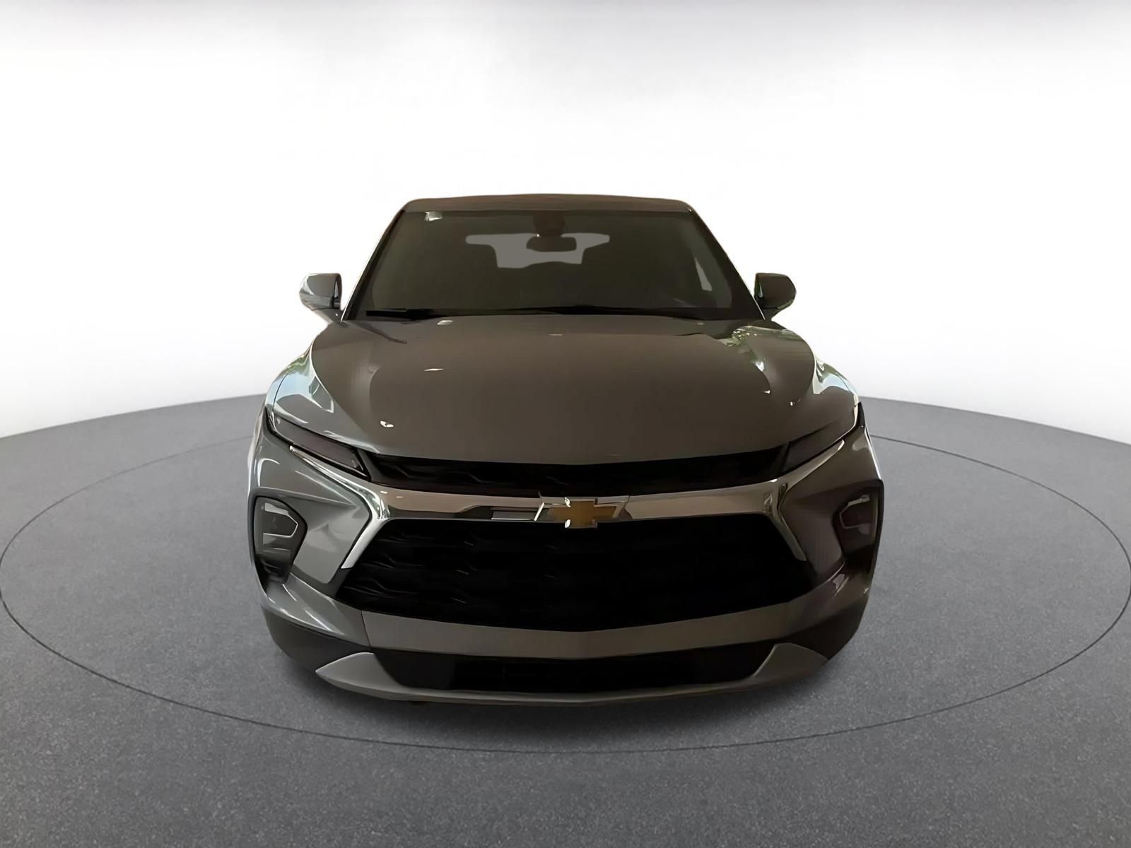 Used 2026 Chevrolet Blazer LT FWD image 4