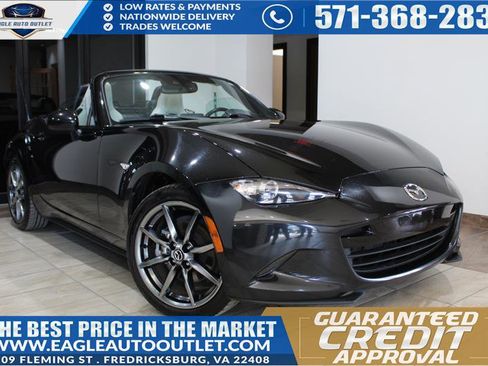 Used 2021 MAZDA MX-5 Miata Grand Touring image 1