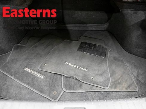 Used 2024 Nissan Sentra S FWD image 9