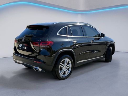 Used 2022 Mercedes-Benz GLA 250 4MATIC image 4
