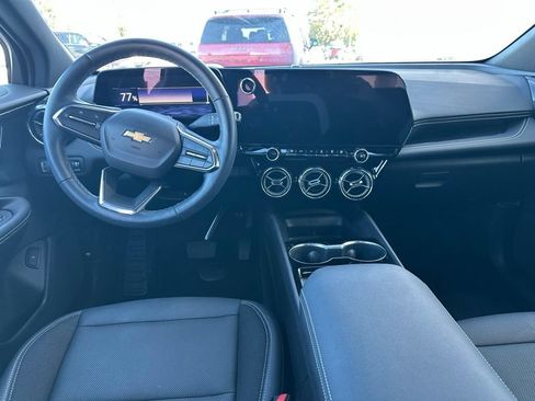 Used 2024 Chevrolet Blazer EV LT AWD/4WD image 9