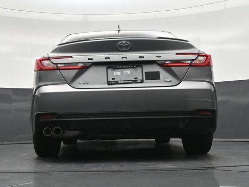 Used 2025 Toyota Camry SE FWD image 27