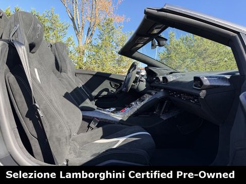 Used 2018 Lamborghini Huracan Performante image 49