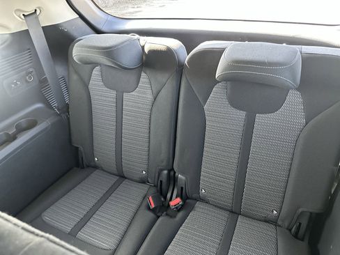 Certified 2024 Kia Sorento LX FWD image 24
