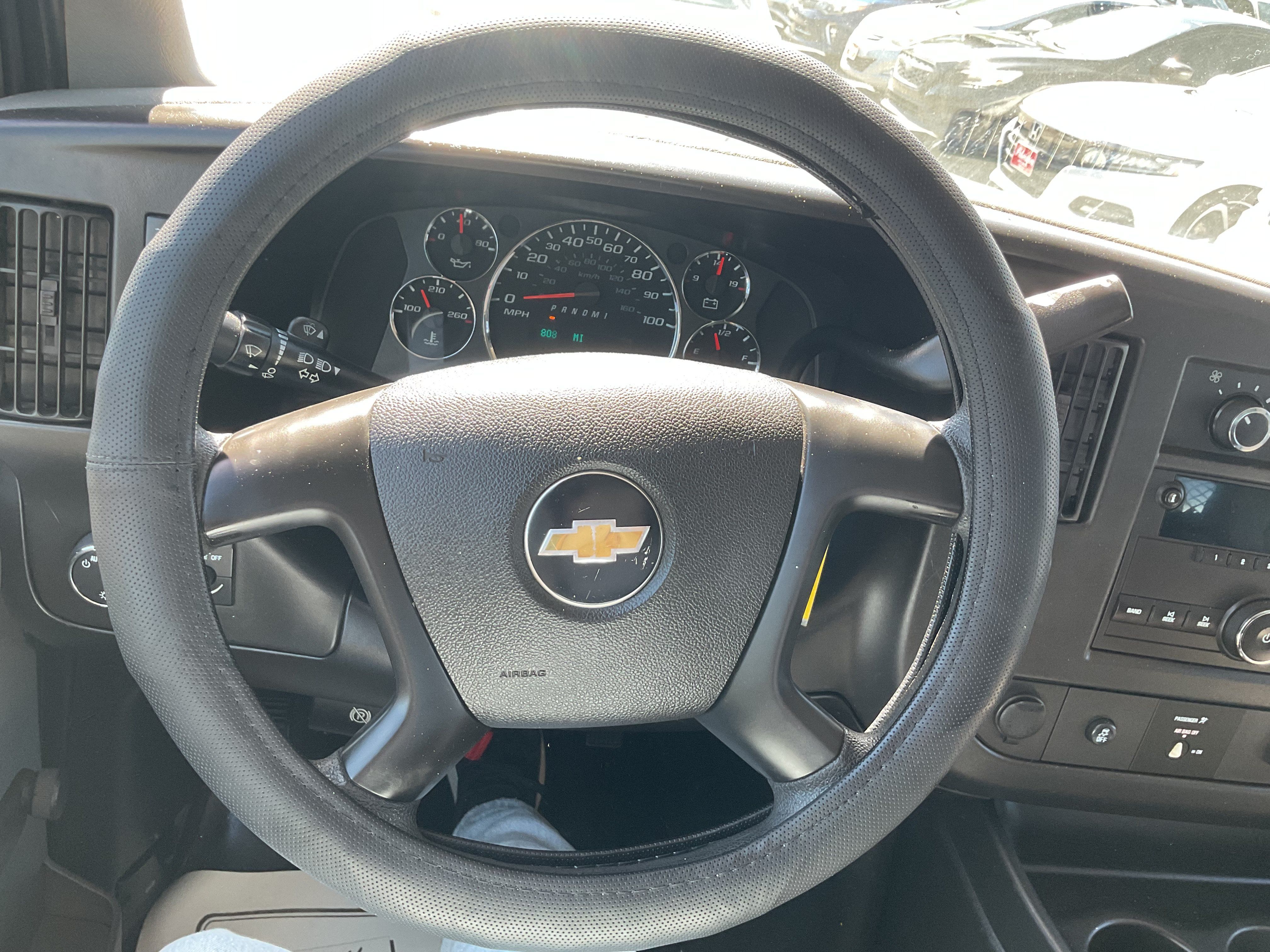 Used 2013 Chevrolet Express 2500 RWD image 19