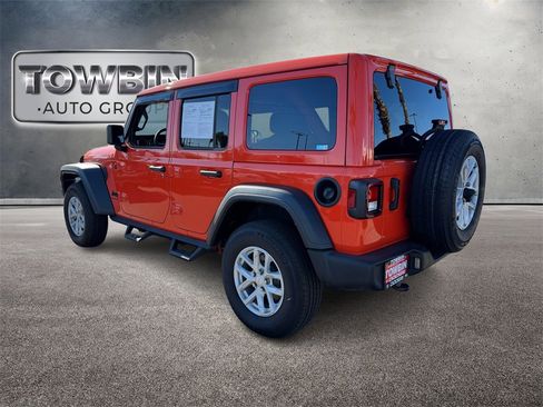 Used 2023 Jeep Wrangler Sport S w/ Sun And Sound Package image 6