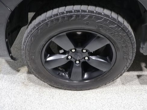 Used 2019 RAM 1500 Express w/ Express Value Package AWD/4WD image 10