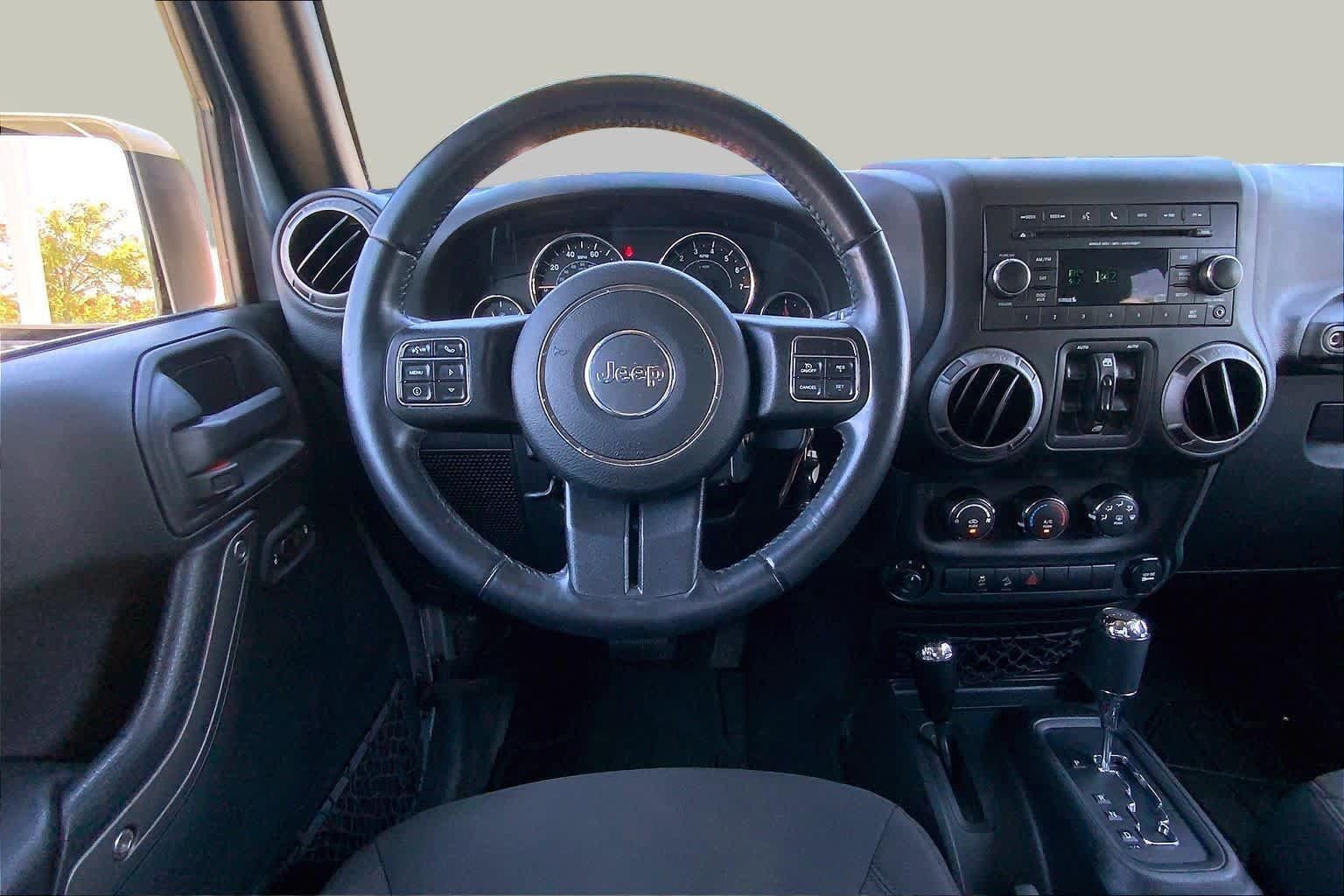 Used 2017 Jeep Wrangler Unlimited Sport w/ Quick Order Package 24S AWD/4WD image 6